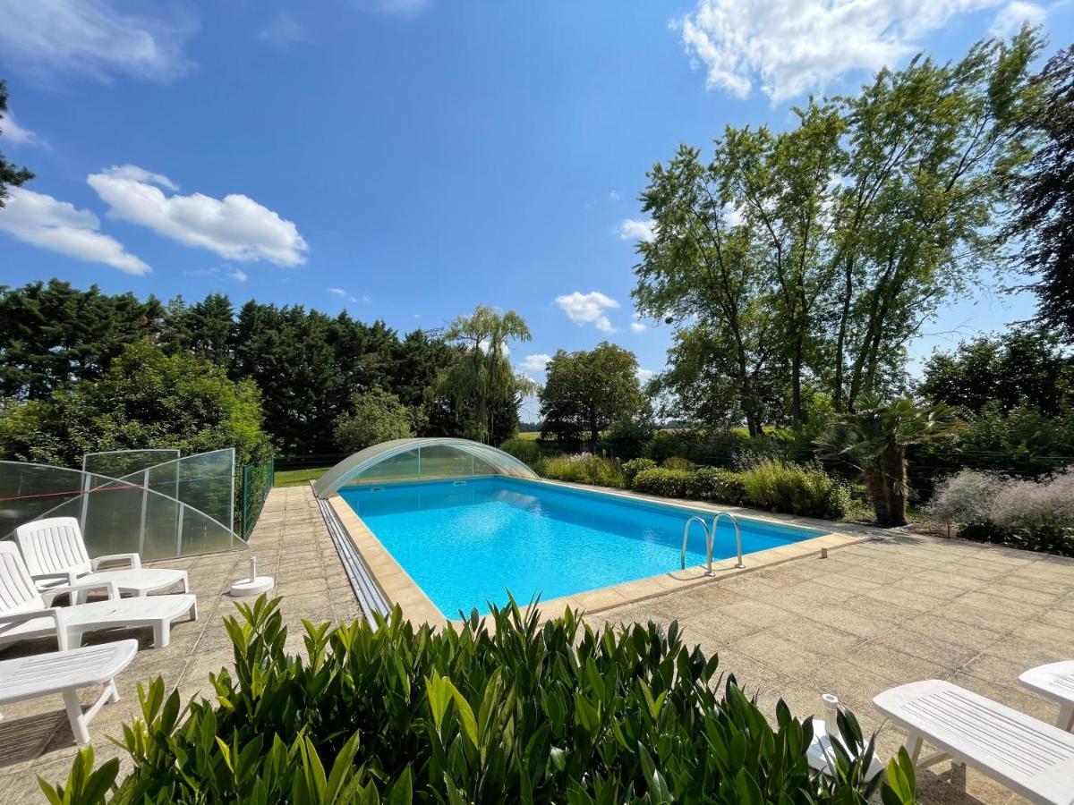 Apartment Rose - Piscine Partagee - Proche Europa Park *